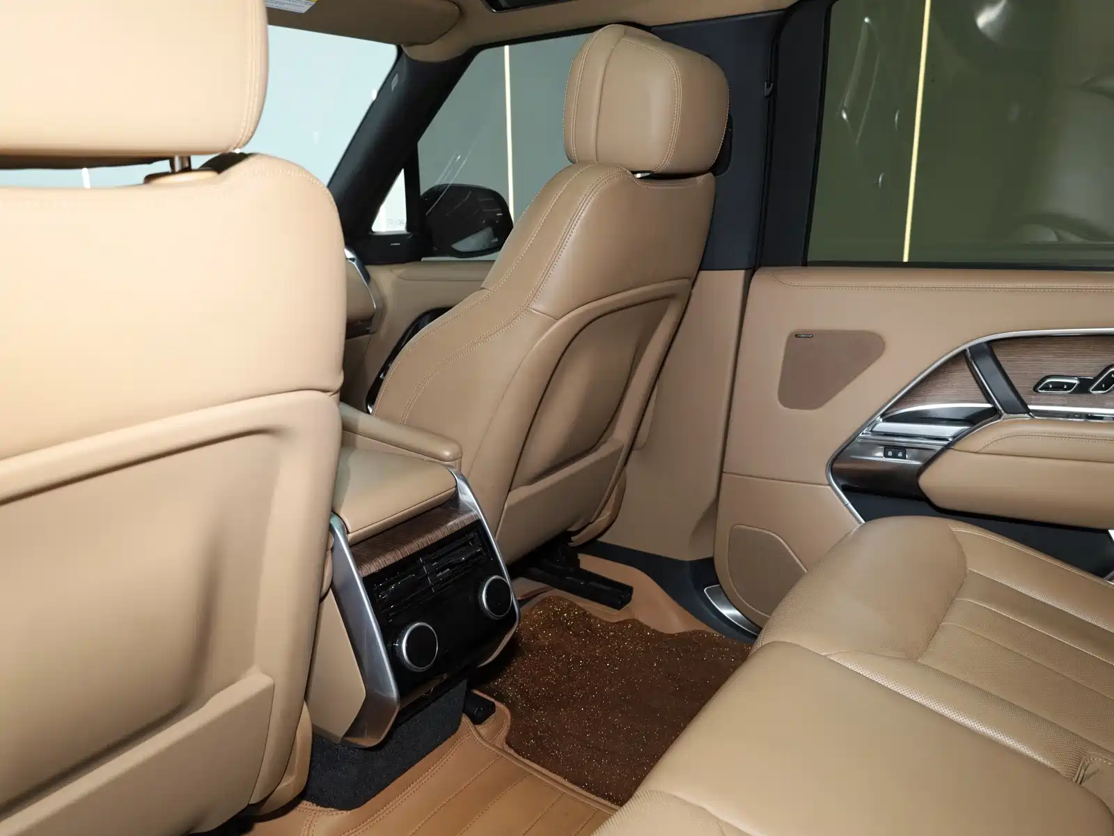 Фото 27 - Land Rover Range Rover