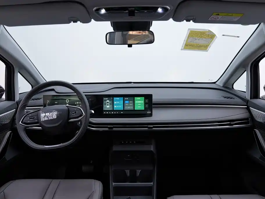 SAIC MAXUS EVERYONE 7