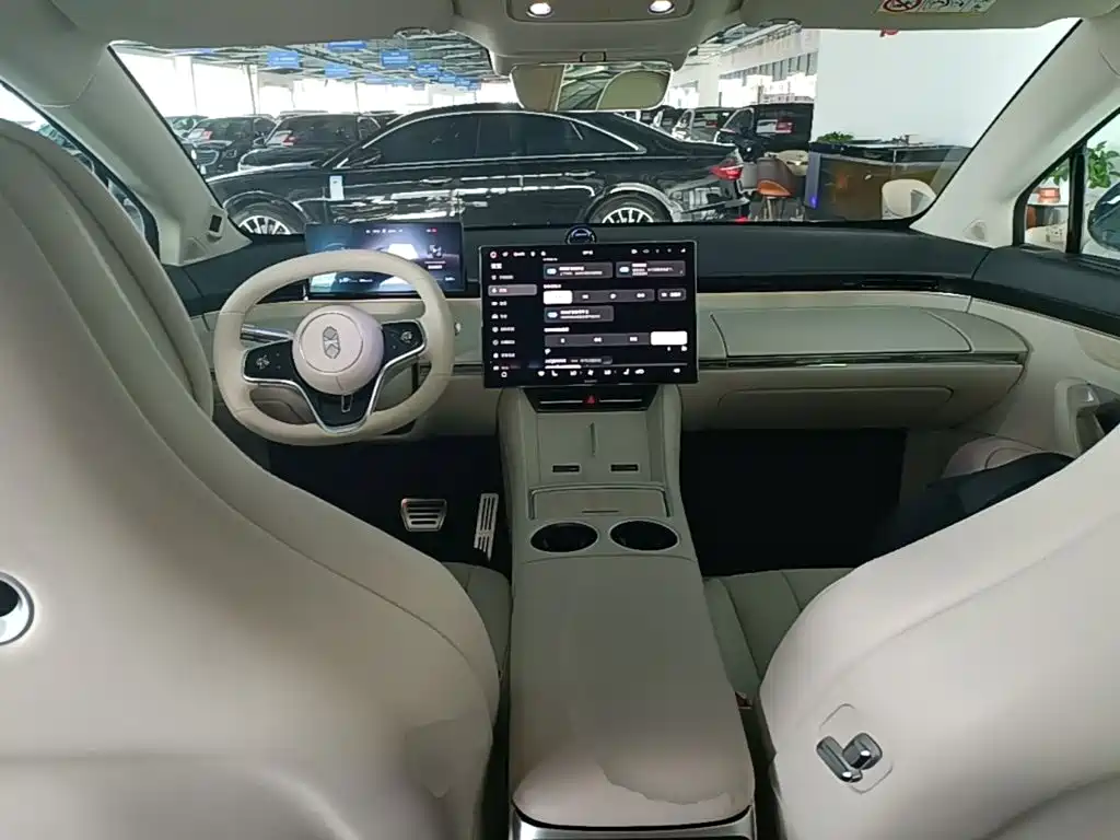 Zhijie Luxeed R7 2026 2026 Range Extender Max+