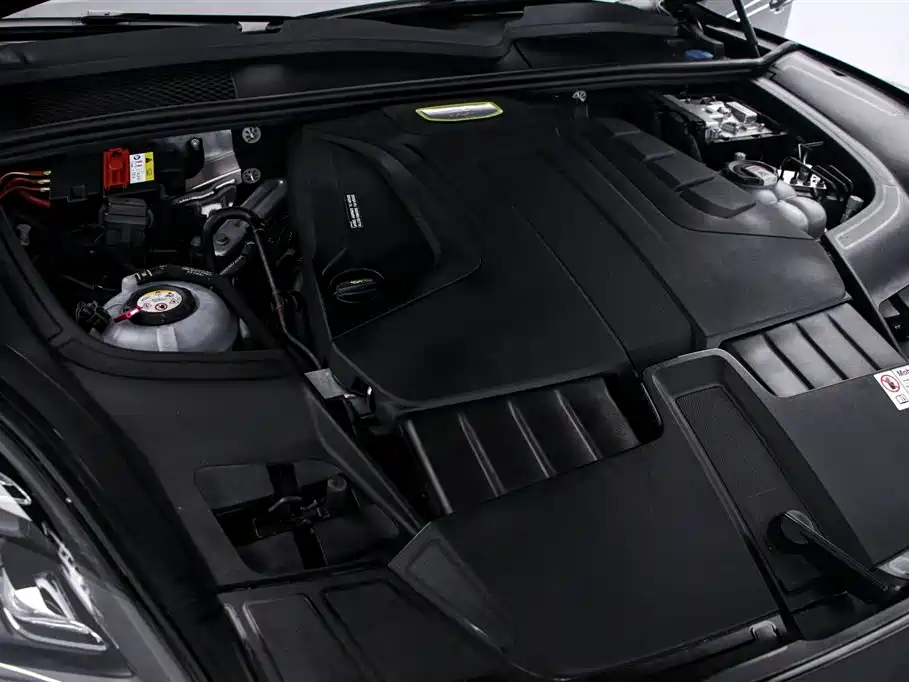 Porsche Cayenne New Energy 2023 Cayenne E-Hybrid 2.0T фото 17