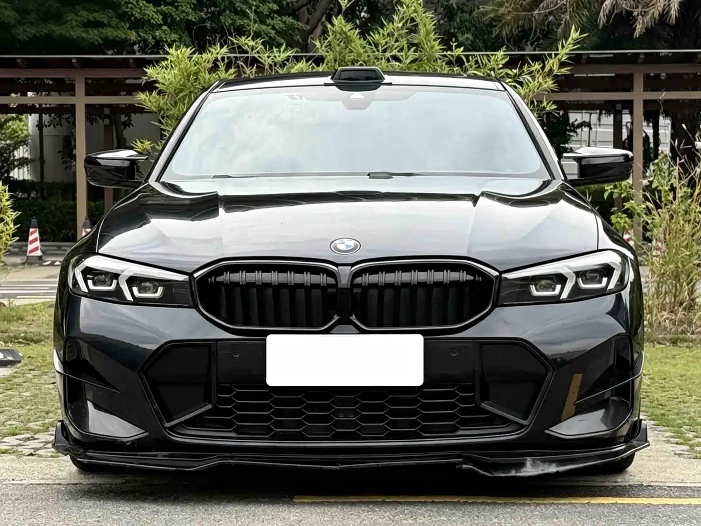 BMW 3 Series 2023 325Li M Sport Package фото 2