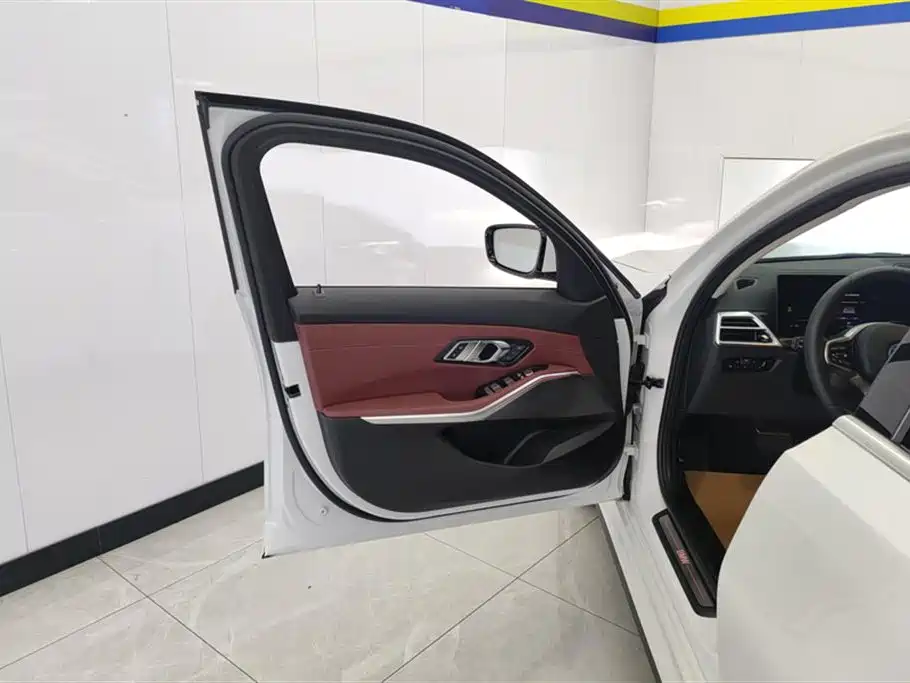 BMW i3 2025 eDrive 35 L фото 7