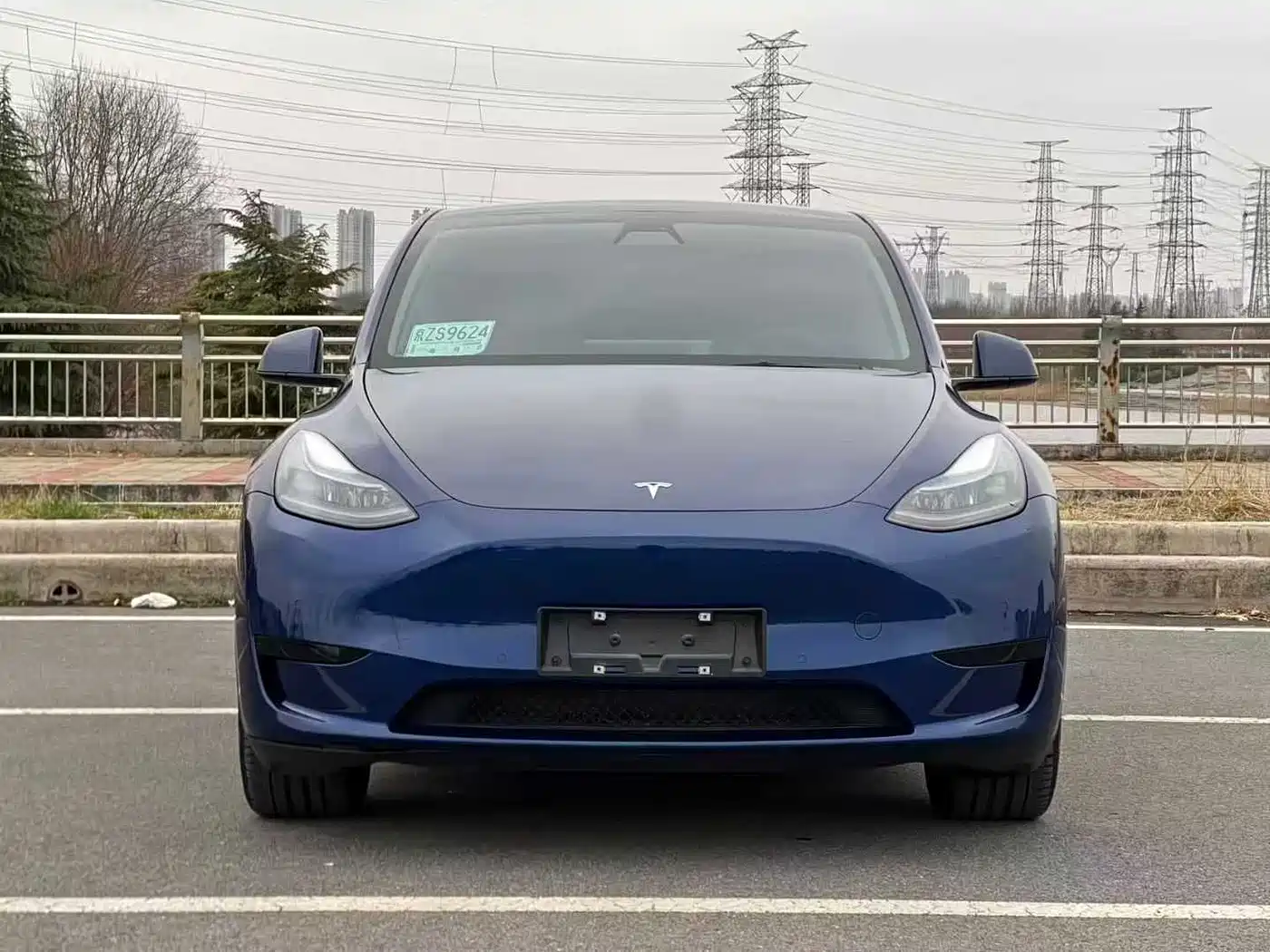 Фото 2 - Tesla Model Y