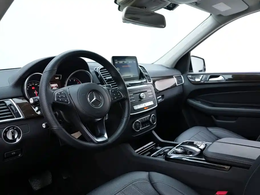 Mercedes-Benz GLS 2018 GLS 400 4MATIC Dynamic фото 7