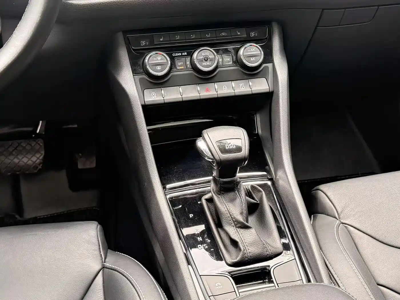 Škoda Kodiaq 2018 Facelift TSI330 5-seat 2WD Premium Luxury Edition фото 23