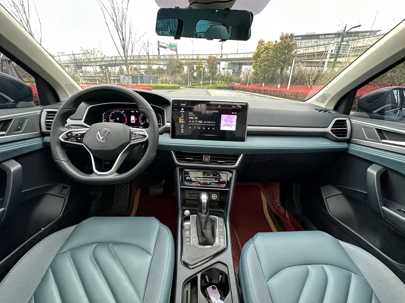 Volkswagen Tharu 2023 300TSI 2WD Full Moon Edition фото 8