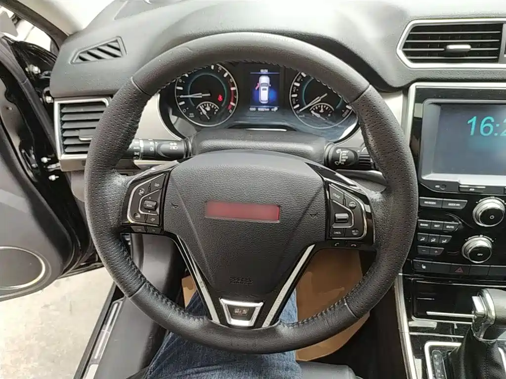 Haval H2 2015 1.5T Automatic 2WD Elite Edition фото 11
