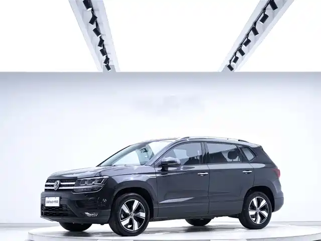 Volkswagen Tharu 2021 Model 280TSI 2WD Comfort Edition — фото 1