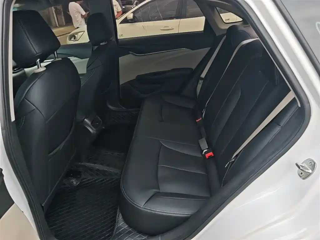 Buick Excelle 2019 15T DCT Progressive Type China VI фото 17