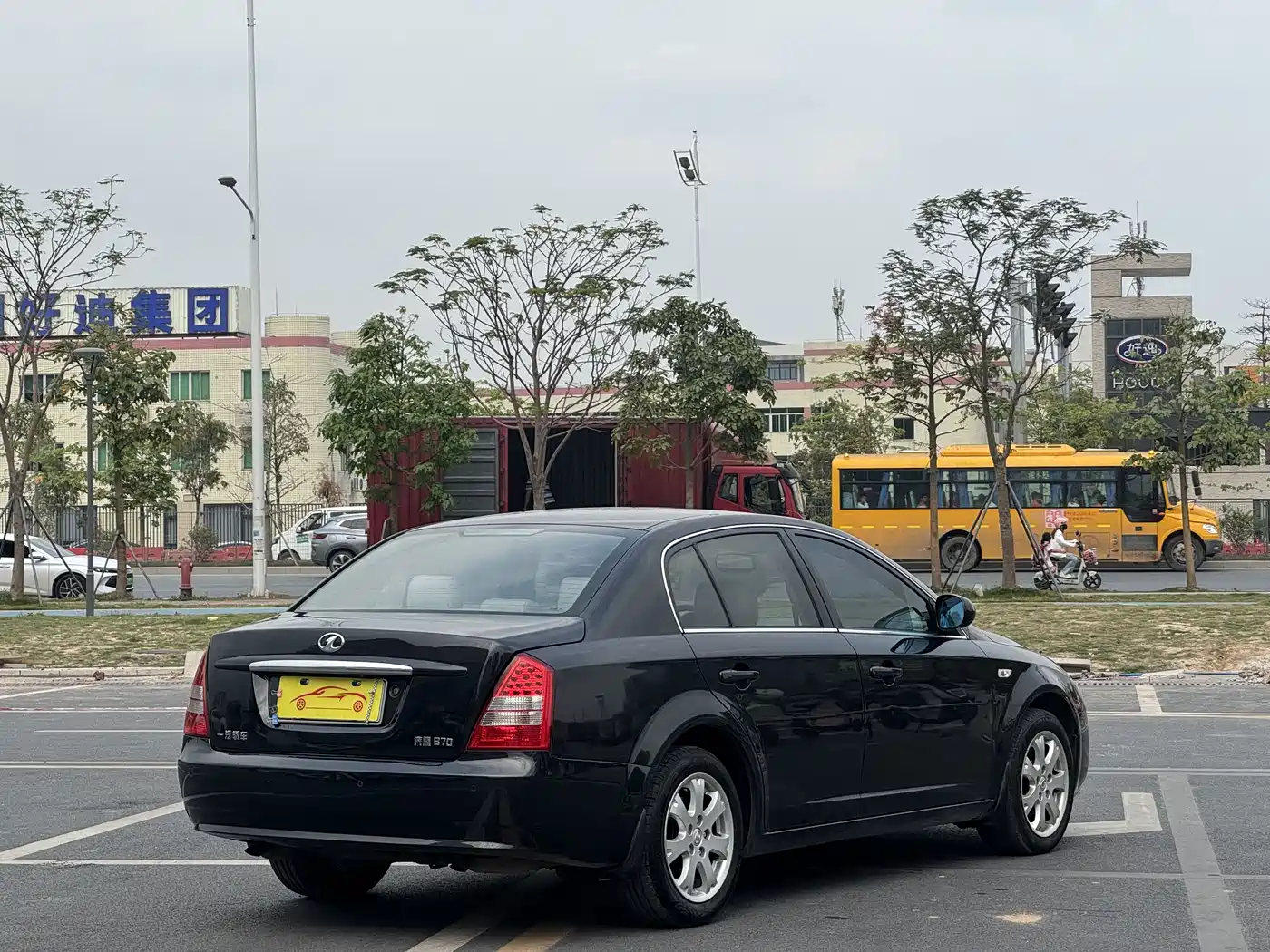 Besturn B70 2011 2010 2.0L Manual Fashion