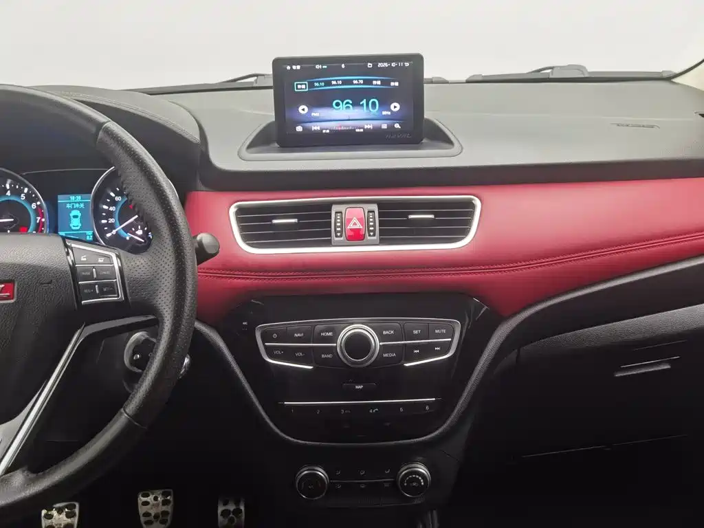 Photo 12 - Haval H1