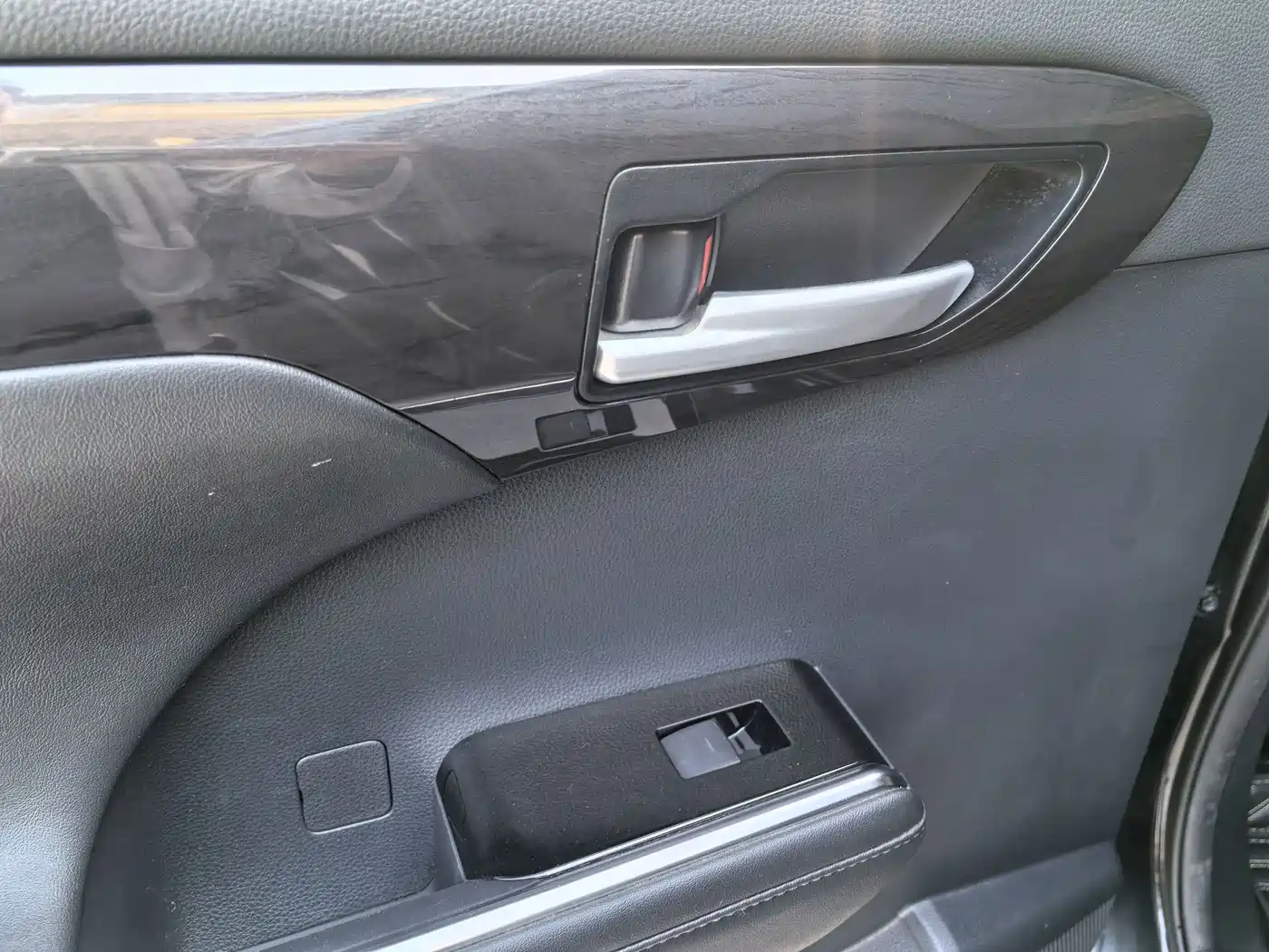 Фото 34 - Toyota Crown Kluger