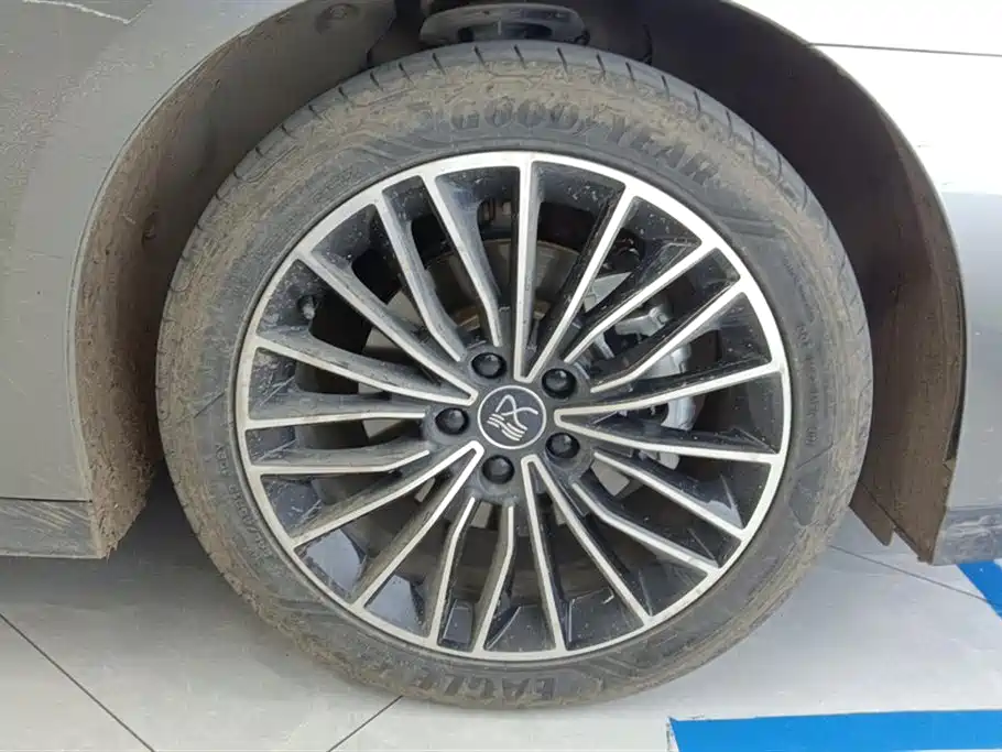 BYD HAN