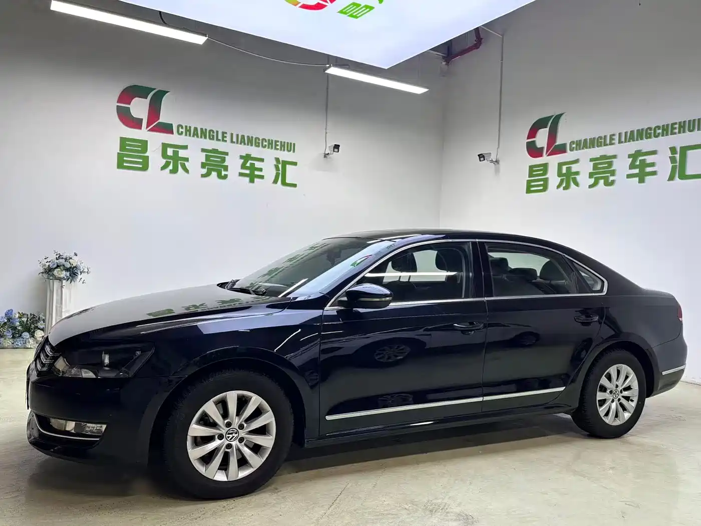 Volkswagen Passat 2013 1.8TSI DSG Zunrong фото 3