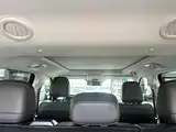 Фото 8 - Ford Explorer