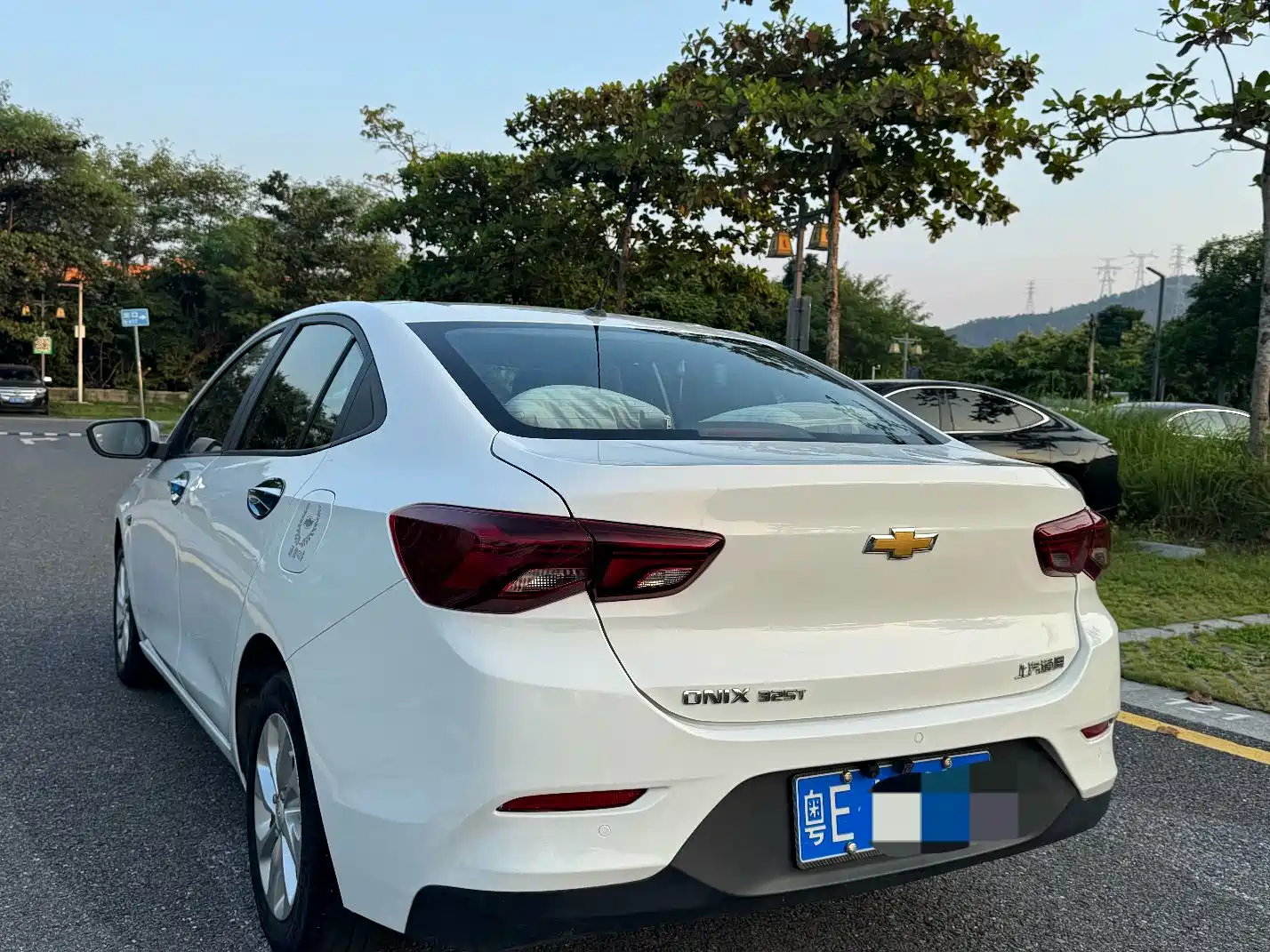 Photo 5 - Chevrolet Cavalier