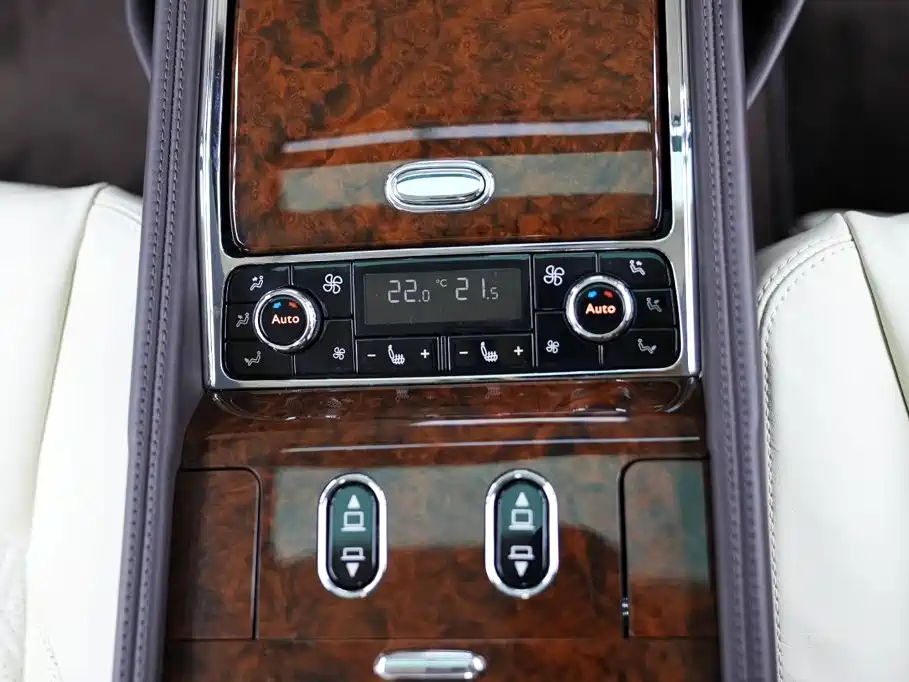 Bentley Mulsanne 2018 2017 6.8T Long Wheelbase