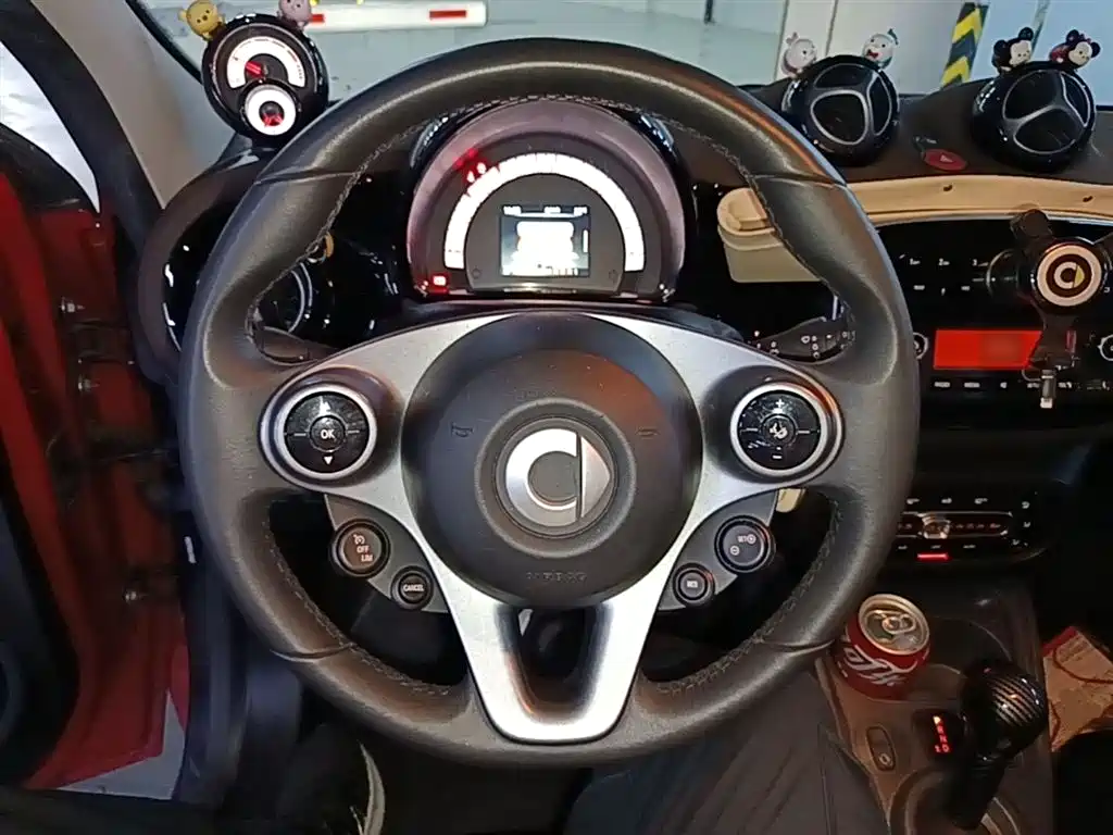 smart forfour 2018 2018 Model 0.9T 66kW Fashion Edition