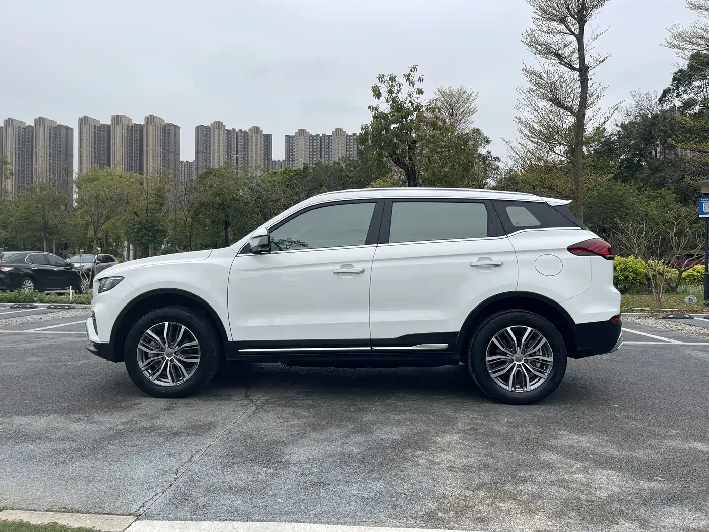 GEELY AUTOMOBILE BOYUE