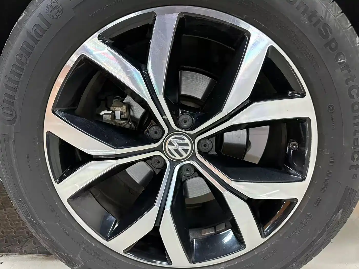 Volkswagen Teramont 2019 330TSI 2WD Luxury China VI фото 17