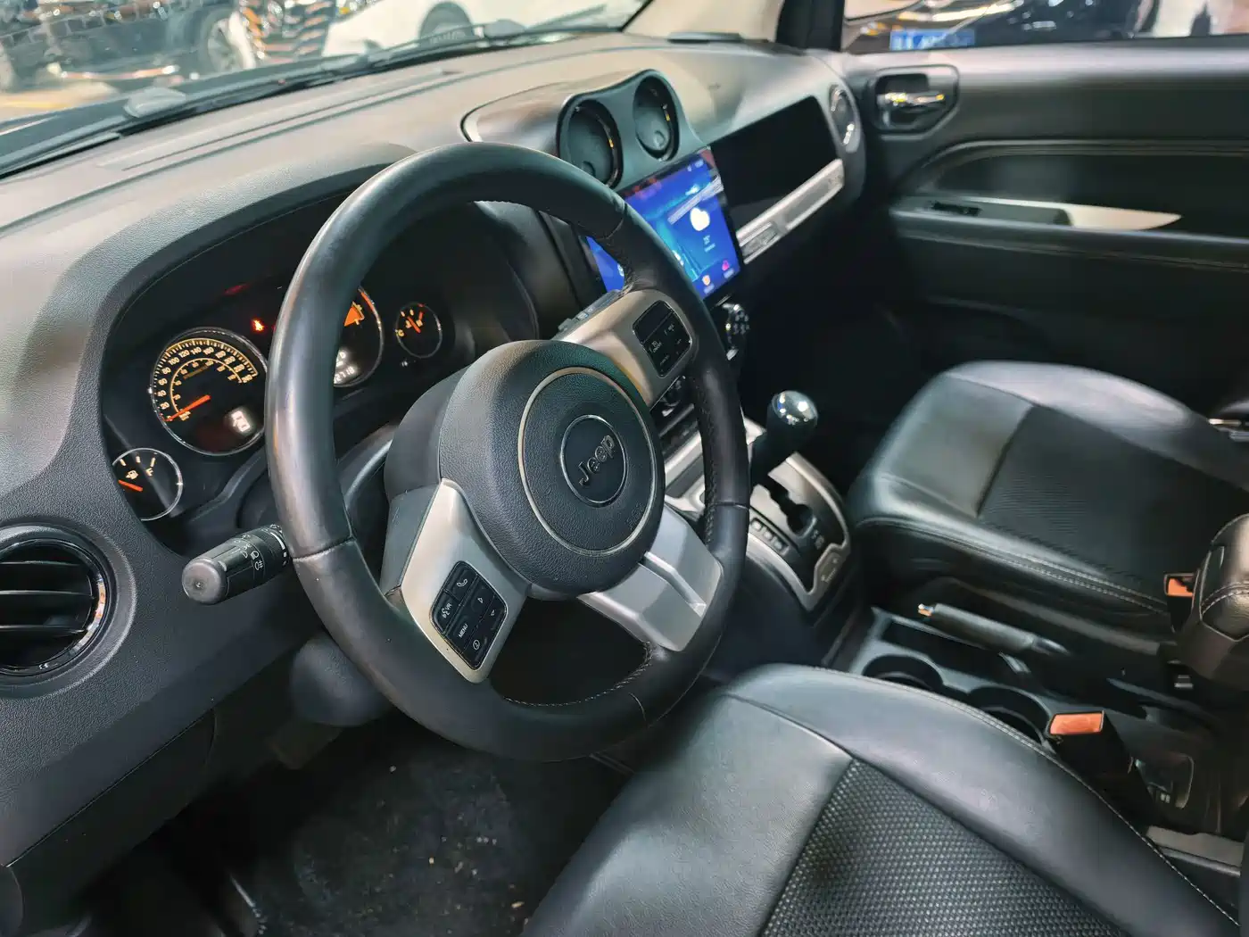 Jeep Compass (Import) 2014 2014 Facelift 2.4L 4WD Comfort Edition