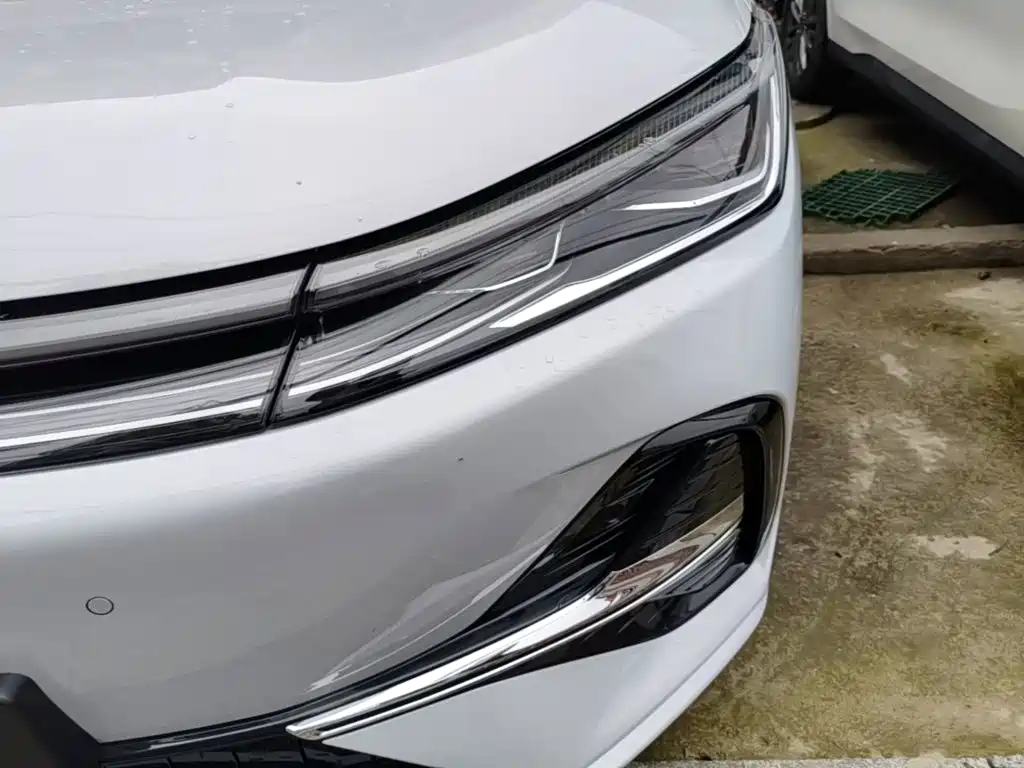Geely Galaxy Galaxy A7 2025 2025 EM-i 70km Voyage Edition