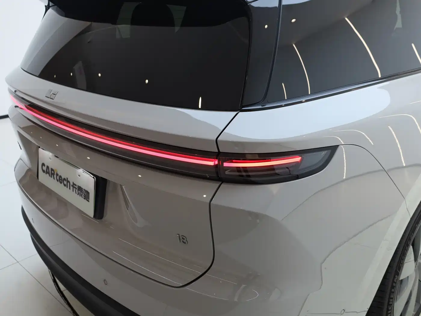 Li Auto Li i8 2025 2025 Standard Edition