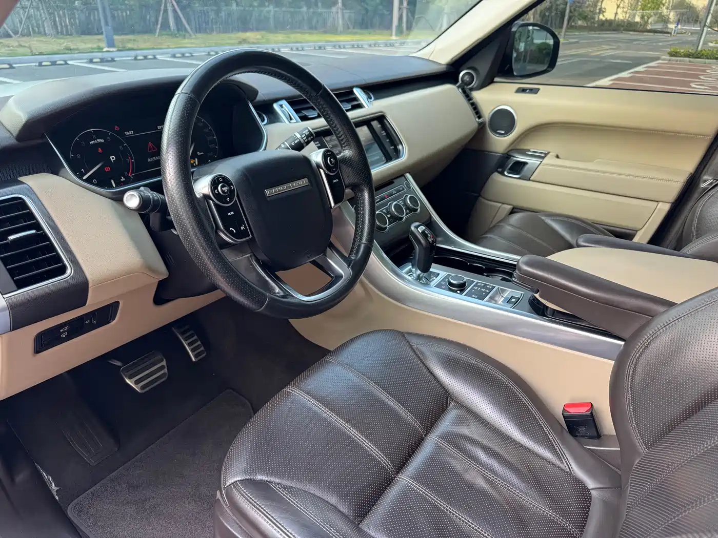 Land Rover Range Rover Sport 2014 3.0 SC V6 HSE DYNAMIC фото 4