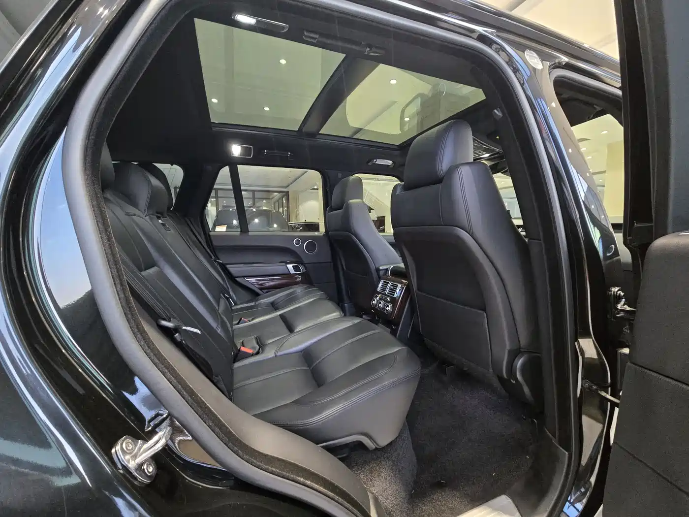 Land Rover Range Rover 2017 3.0 SC V6 Vogue фото 14