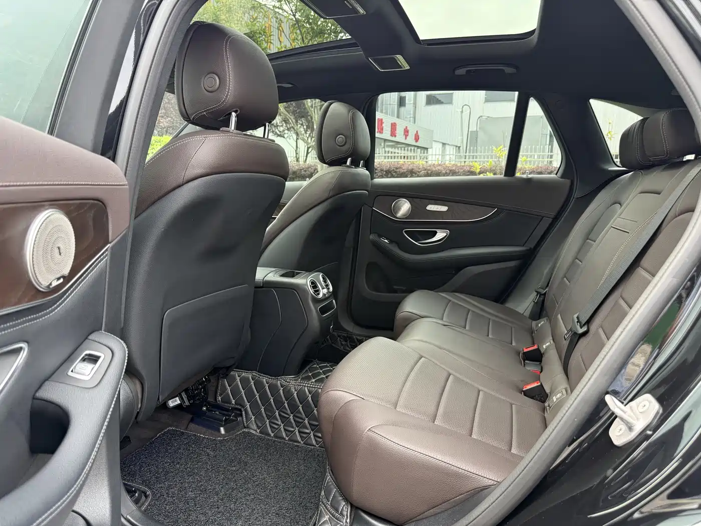 Mercedes-Benz GLC 2020 Facelift GLC 260 L 4MATIC Luxury фото 10