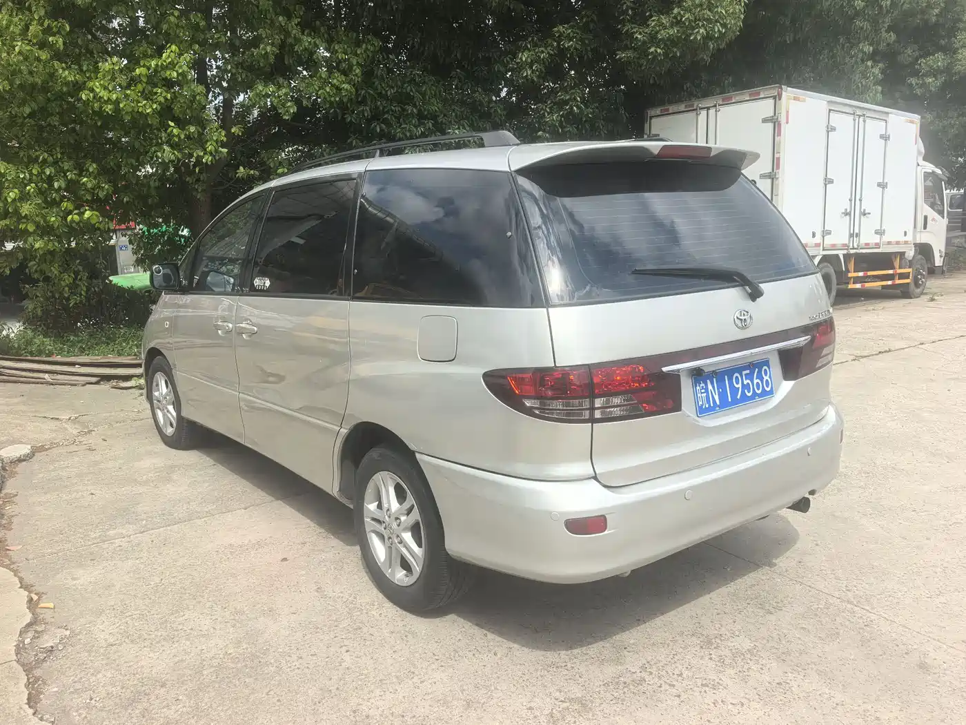 Toyota Previa 2004 2.4L AT фото 9