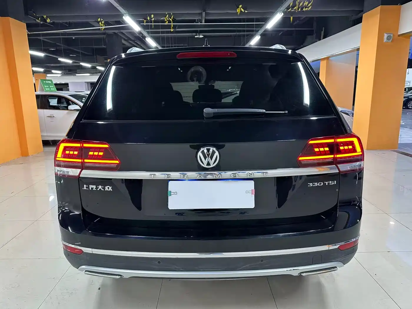 Volkswagen Teramont 2019 330TSI 2WD Luxury China VI фото 7