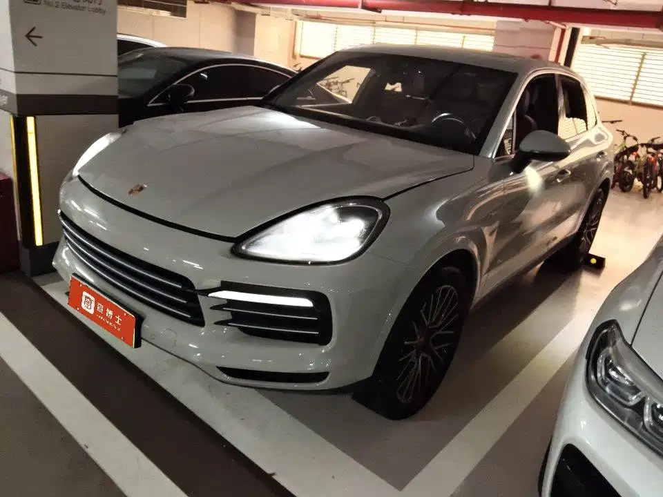 Porsche Cayenne New Energy 2022 2022 Cayenne E-Hybrid 2.0T Platinum Edition