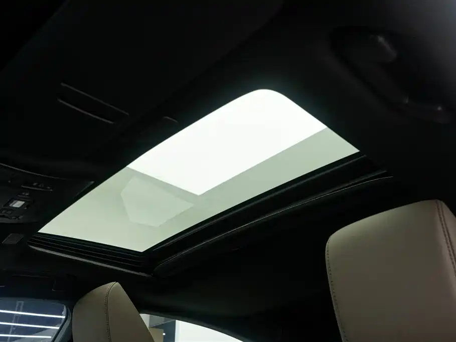 Lexus ES 2022 200 Excellence Edition фото 16