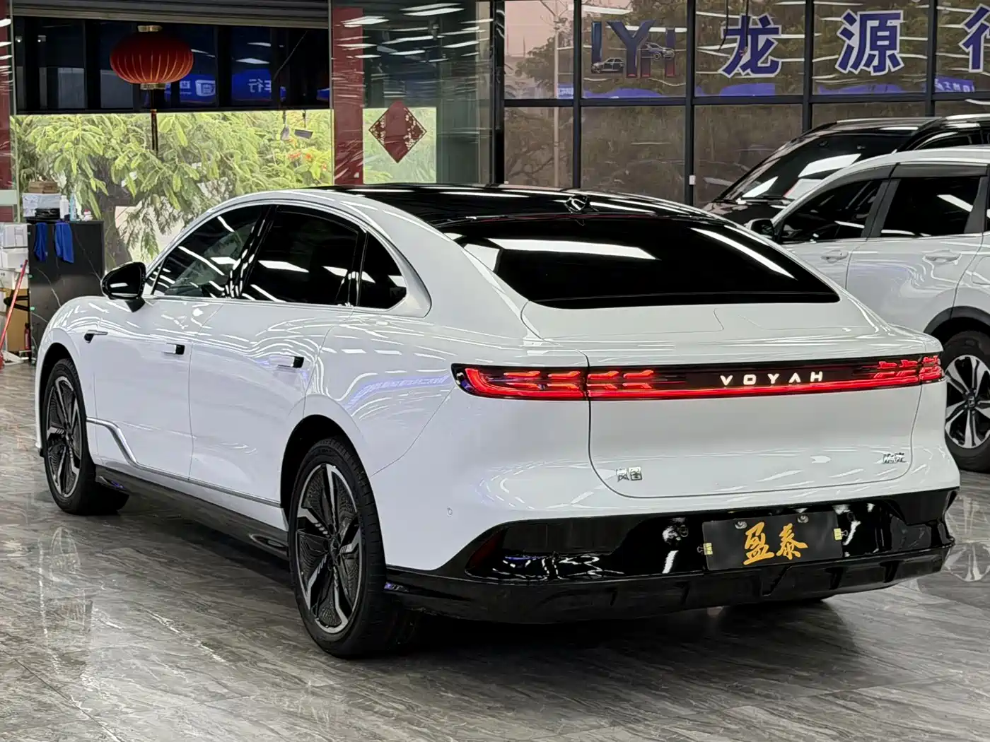 Фото 5 - Voyah Auto VOYAH Zhuiguang