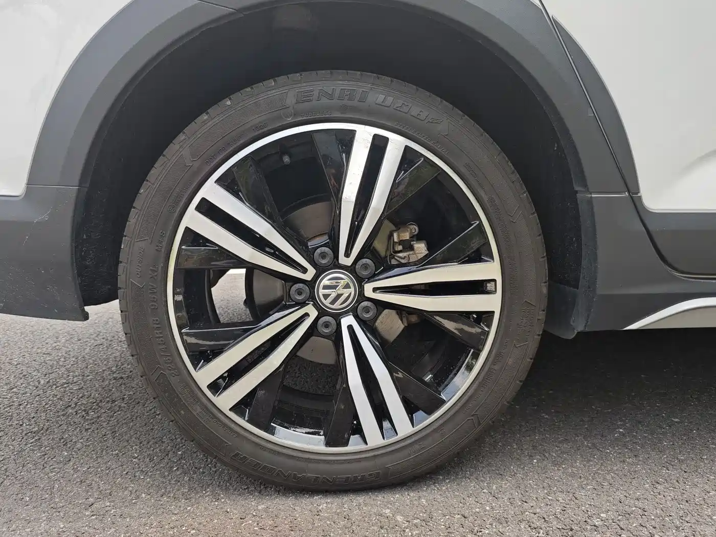 Volkswagen Touran 2021 2021 Touran L 280TSI DSG Cross Edition 7-seater