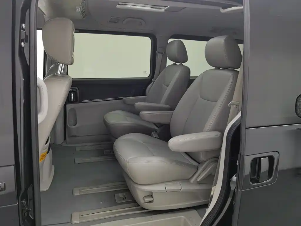 JAC Refine M5 2015 2013 2.0T Petrol Automatic Official Edition