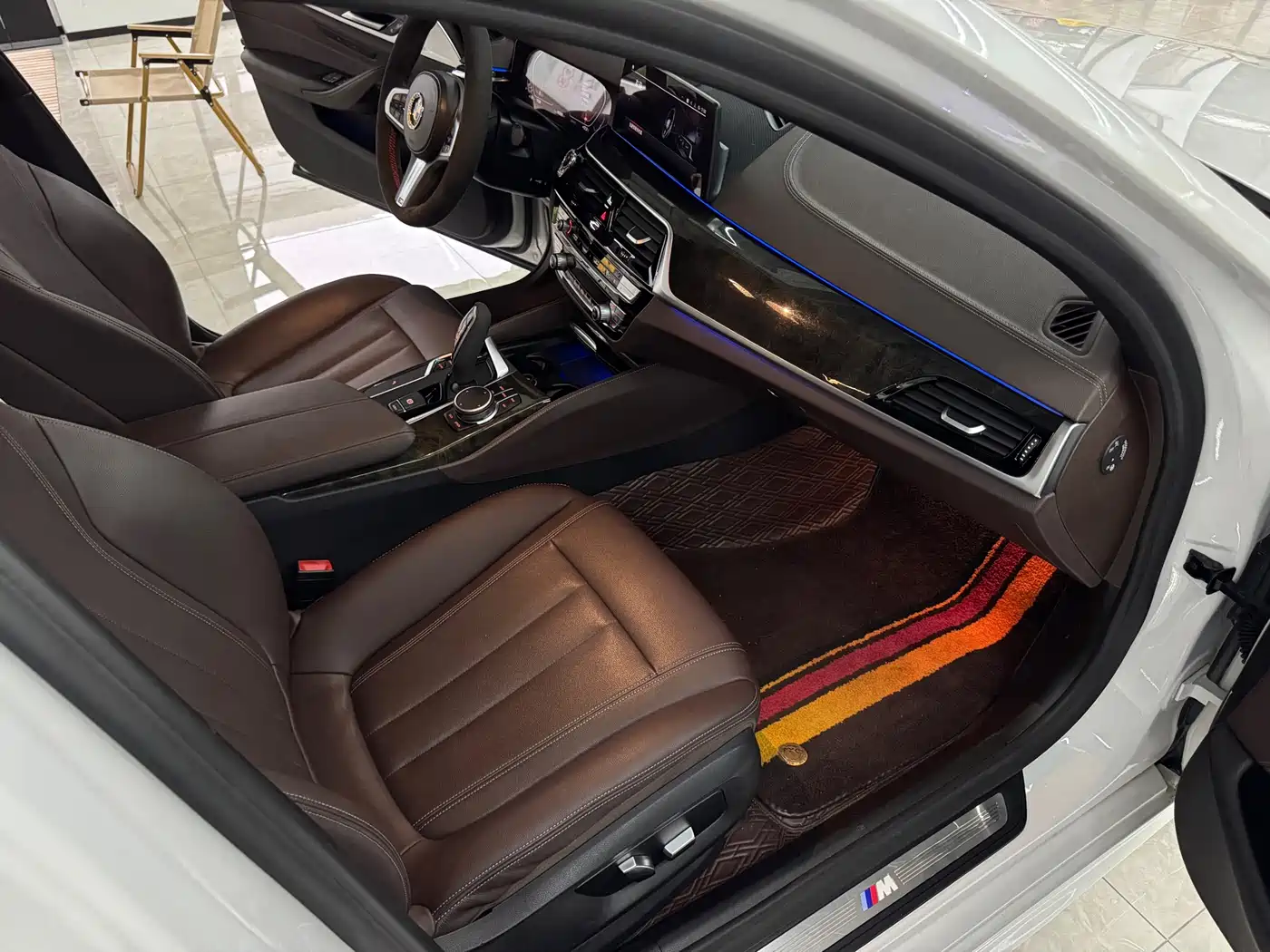 BMW 5 Series 2020 525Li M Sport Package фото 10