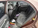 Фото 8 - Geely Vision