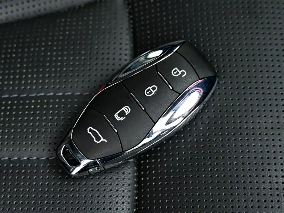 Hongqi HQ9 PHEV 2024 Model 2.0T AWD Luxury Edition фото 44