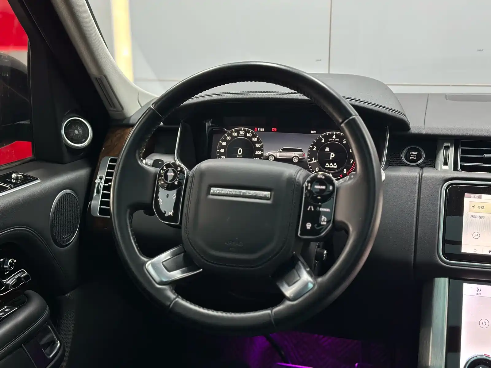 Фото 9 - Land Rover Range Rover