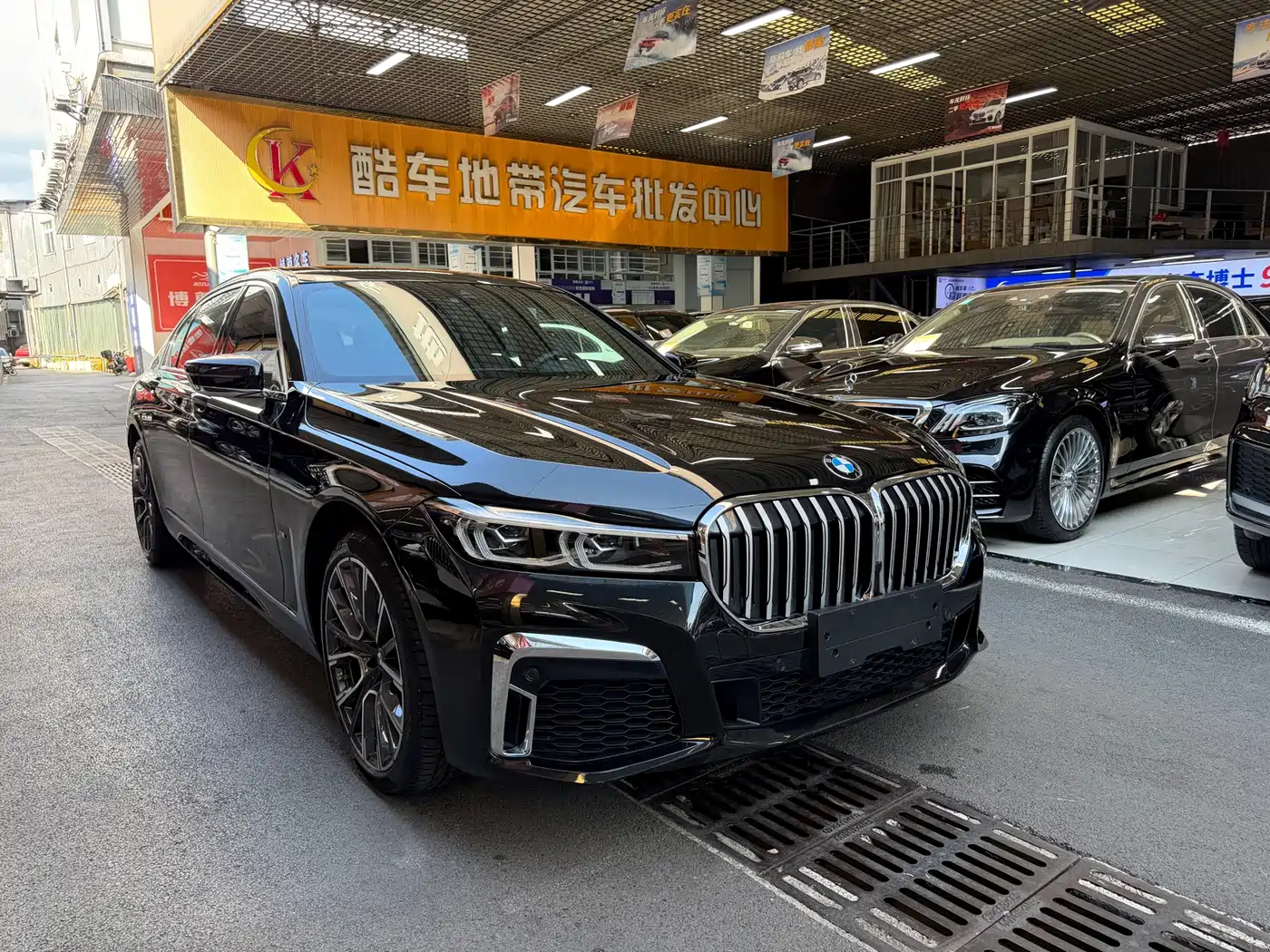 BMW 7 Series 2021 2021 Model 740Li Leading M Sport Package