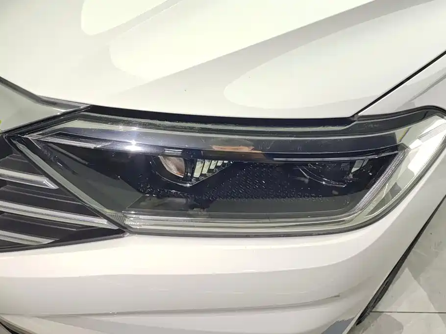 Volkswagen Sagitar, миниатюра 5