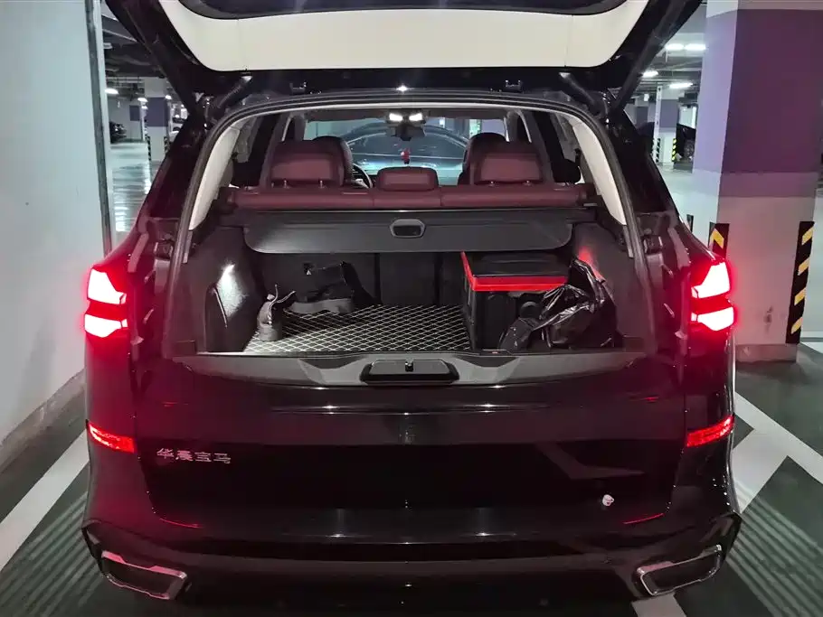 BMW X5 2023 xDrive 30Li Premium M Sport Black Night Package фото 4