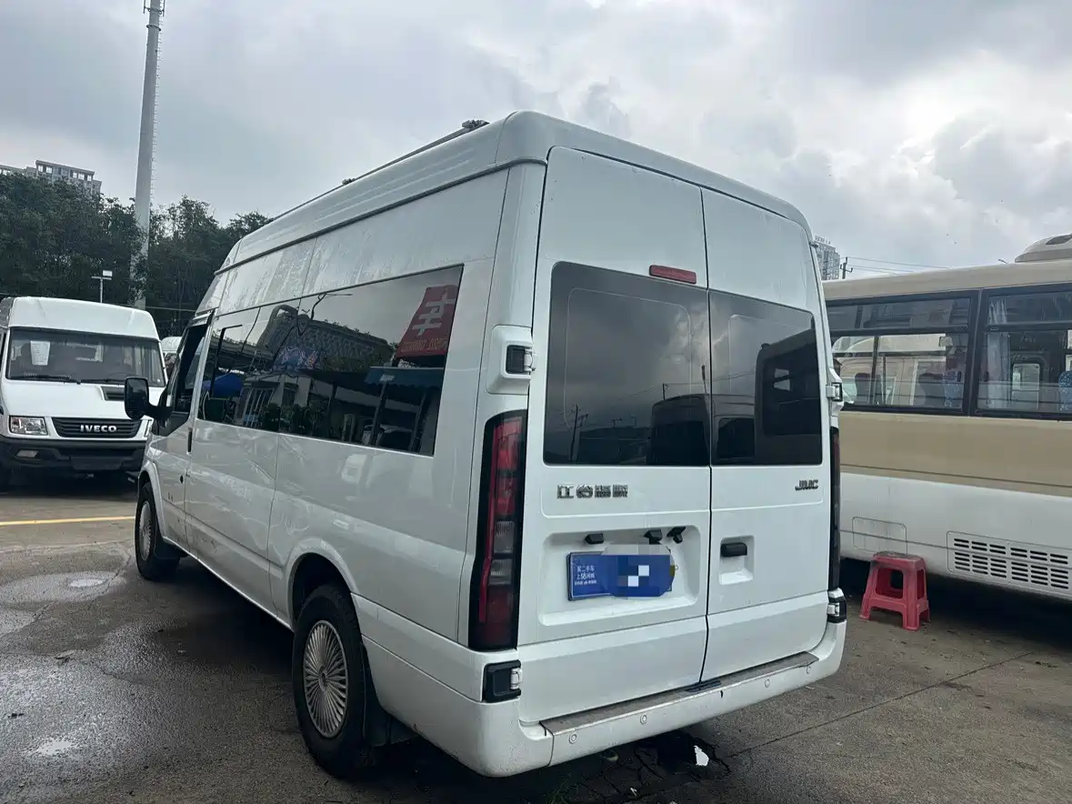 Jiangling JMC Fushun 2024 2023 2.0T Manual Medium Wheelbase Medium Roof Commercial Multi-Purpose Vehicle 7-Seater