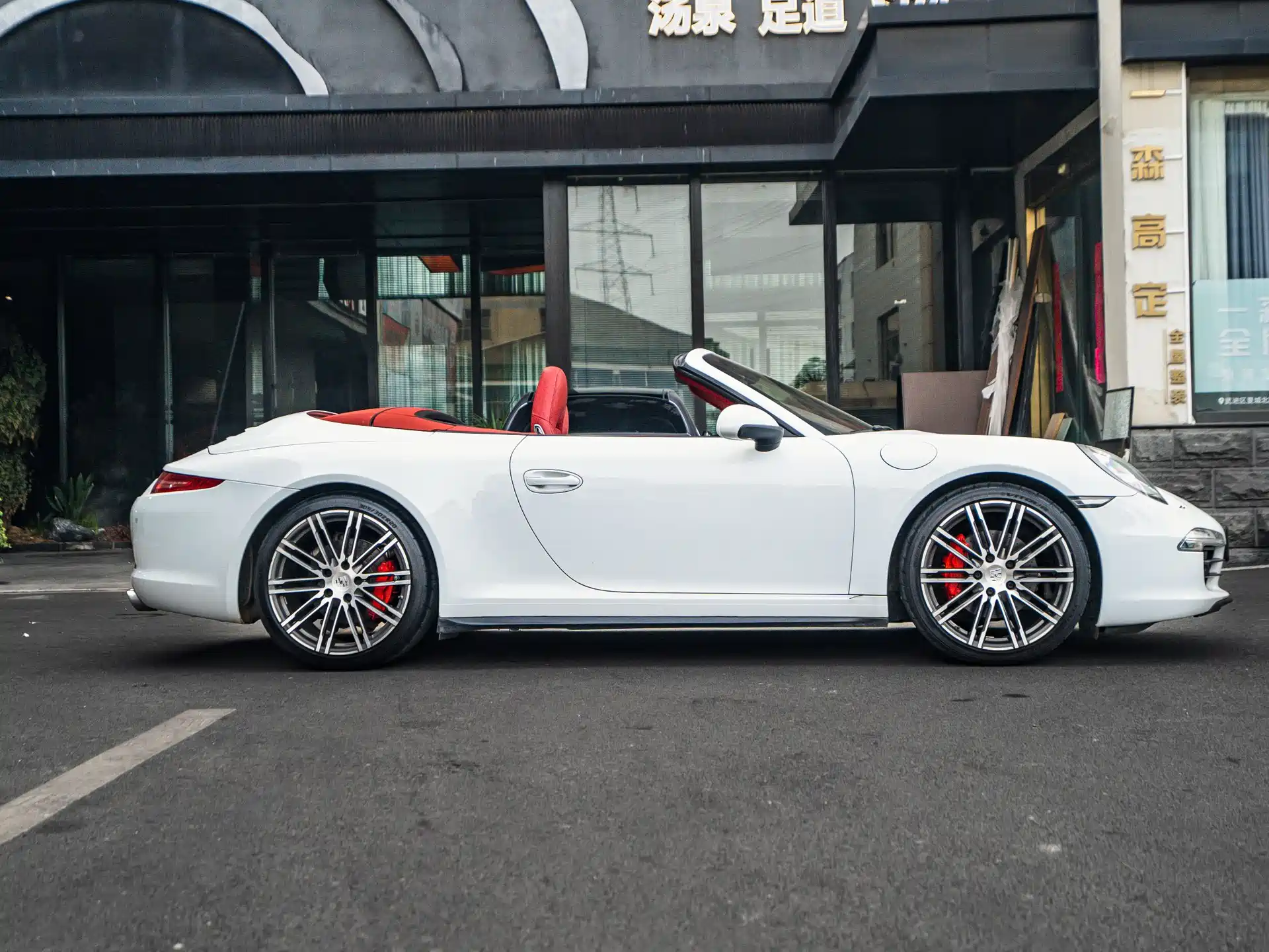 Фото 7 - Porsche 911