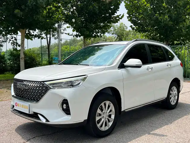 Haval M6 2021 PLUS 1.5T Manual Luxury Smart Connect — фото 1