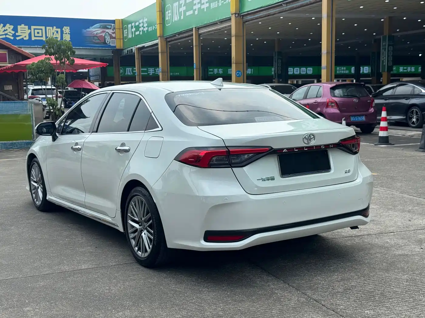 Photo 10 - Toyota Allion