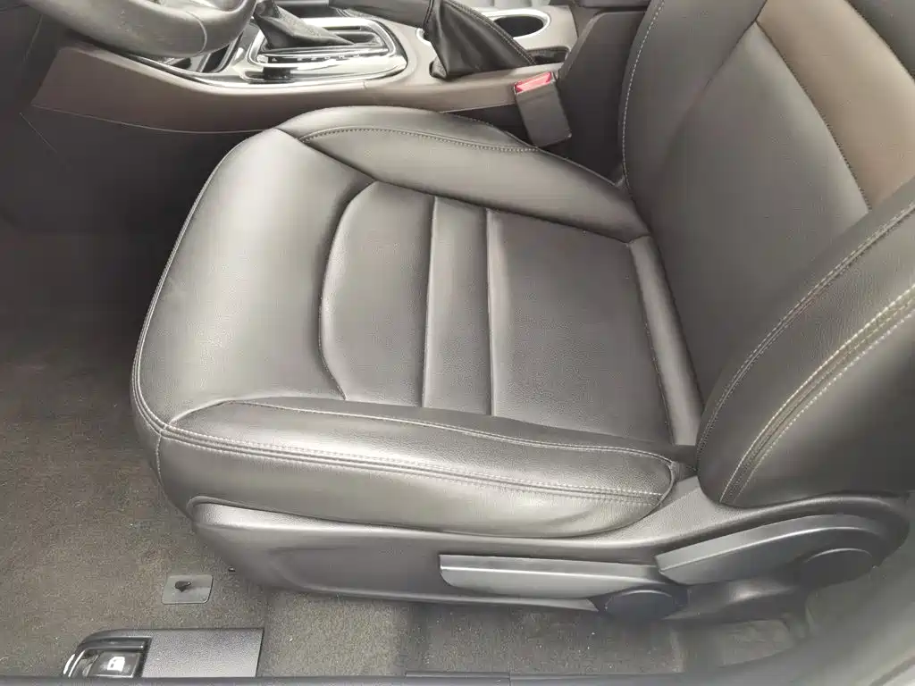 GAC Trumpchi Trumpchi GA4 2019 2018 150N Automatic Luxury
