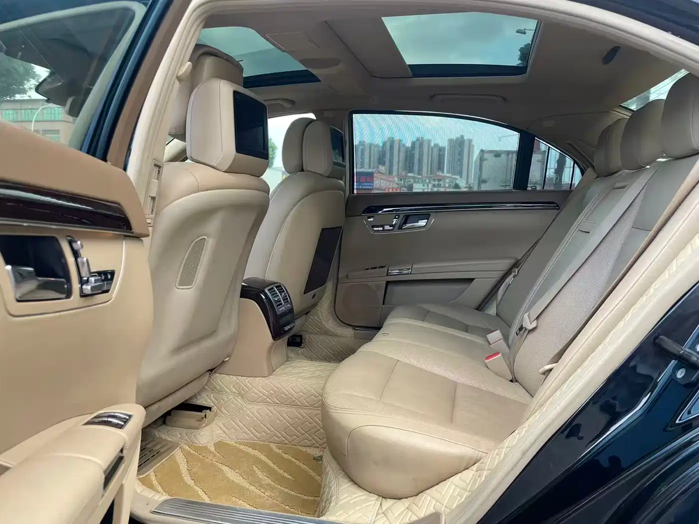 Mercedes-Benz S-Class 2012 S 400 L HYBRID Grand Edition фото 5